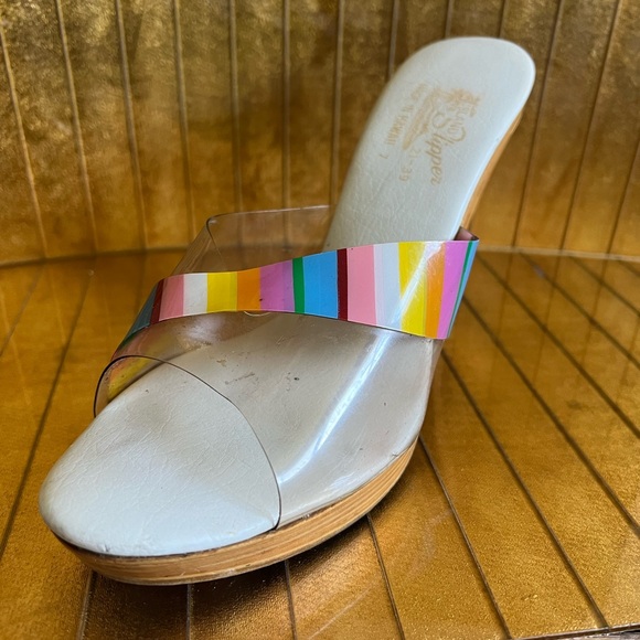Vtg made in Hawaii island slipper wooden heel Meals 1960s Lucite - Picture 8 of 14